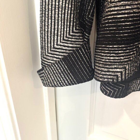 Joseph Ribkoff Jacket - Size 4 - Picture 5 of 6